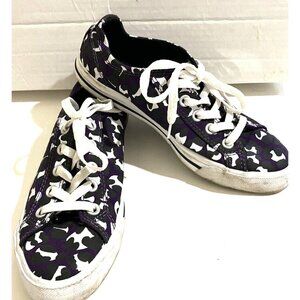 Converse Cons unisex  Women 6  Men 4  Low Top Camo Purple sneaker shoes